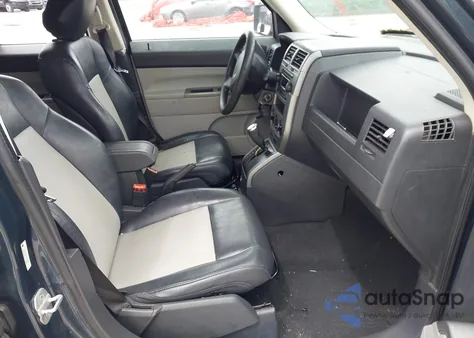 2007 Jeep Patriot Sport из США, поврежденный, VIN 1J8FF28W97D341860